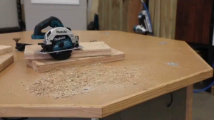 MAKITA เครื่องเป่าลมไร้สาย ที่เป่าลม 199V รุ่น 2in1 เป่าลมแรง ดูดฝุ่นได้ ครบชุดพร้อมแบตเตอรี่ 2 ก้อน ใช้งานง่าย พกพาสะดวก ส่งไว ราคาคุ้มเกินคุ้ม