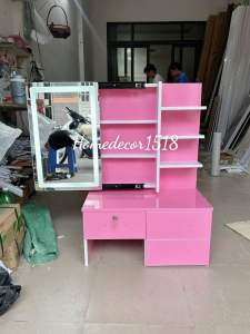 Bàn trang điểm ngồi bệt lắp ráp sẵn.có tủ trong gương.3nk. 62x90cm