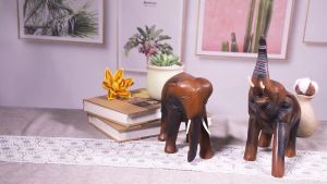 ช้างแกะสลัก ของเล่น ช้างน้อย ตุ๊กตาไม้ลายช้าง ของตกแต่งห้องโรงแรม ของวางโต๊ะ ประดับร้านค้า ตุ๊กตาช้างสำหรับของขวัญวันเกิดส่งให้เด็ก