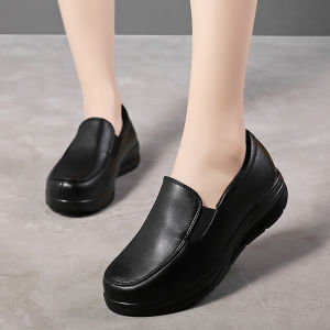 Autumn Leather Shoes Womens Thick Sole Black Work Shoes Waterproof Slip-on Leather Surface Nurse Shoes Soft Bottom Non Slip Rocking Shoes