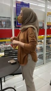 Kaos cewek terbaru 2023 | kaos cewek polos v neck | kaos cewek lengan panjang 7/8