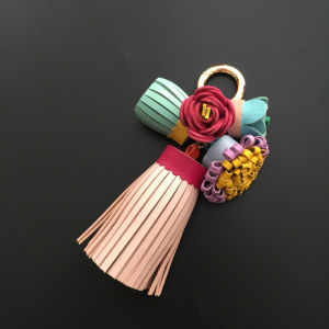 Handmade Leather Bag Accessories Tassel Keychain Womens Handbag Decorations Original Design Fashionable Essential Accessory