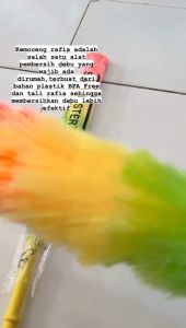 Kemoceng Rafia Dragon Statis Duster Kemuncing