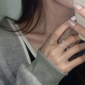 สวยงามแฟชั่นละเอียดอ่อน เซอร์โคเนียสีเหลี่ยมโซ่ แหวนเปิด ปรับขนาด การเปิดขวัญ เพิ่มความสวยงาม 10 วันกับไม่มีส่วนประกอบ