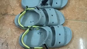Sandal Cross Ofload All Terrain  Chính hãng xuất Xịn Giày Dép Đi Mưa Nam Nữ - Màu Ghi Vàng