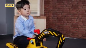 Kids Electric Ride On Dump Truck Excavator Truck Kids Toys Construction 2-5 Toddler Toys Digger Truck with Electric Universal Wheel Children Car Toys
