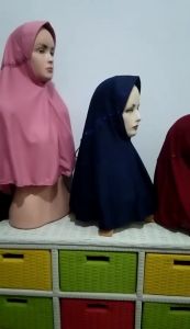 Paket 3 Ukuran Kerudung Instant Motif Pita Renda Asri Anak Sekolah TK SD SMP SMA Remaja Dewasa Jilbab Nyaman Muslim Serut