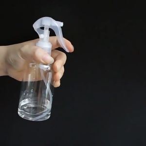 Bình Xịt Nước Tưới Cây Bằng Nhựa -BeloveShop