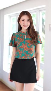 Narinari : MT5941 Front Keyhole Butterfly Sleeve Blouse เสื้อแขนผีเสื้อ ผ่าหยดน้ำติดกระดุมกลม