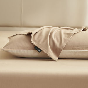 Kiss Dear | Cotton Pillow Case 48cmx74cm