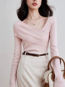 WANGGONGZHU | Elegant Wool Knitted Sweater Womens Spring Autumn New Fashion Anti-Aging Long Sleeve Oblique Collar Base Top Elegant