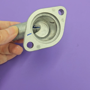 YAMAHA LC135 V1 - V8 THERMOSTAT COVER PENUTUP TERMOSTAT 1S8-E2413-00 100% ORI HLY