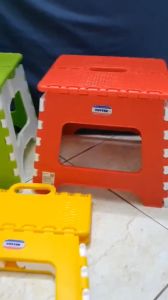 Ghế trung xếp nhựa DUY TÂN (32.5 x 29 x 26.3 cm) Ghế Xếp Trung Gấp Gọn Tiện Lợi