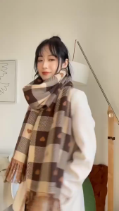 Khăn Choàng Cổ Len Nữ Họa Tiết Caro Trái Tim – Khăn Quàng Dày Giữ Ấm Mùa Đông Phụ Kiện Thời Trang