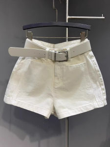 กางเกงขาสั้นผ้ายีนส์เอวสูงทรงเอสีขาวแฟชั่นสำหรับผู้หญิง กางเกงขาสั้นทรงหลวมๆ สบายๆ ฤดูร้อน 2025 กางเกงขายาวทรงเอ