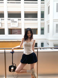 Áo Ngực Dây Lưng Họa Tiết Xương Cá Lienni2025 Mới Áo Ngực Nữ Dáng Ôm Vừa Vặn Họa Tiết Hoa Ba Chiều Thời Trang Mùa Hè