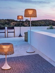 vibia | Waterproof Solar Decoration Outdoor Floor Lamp