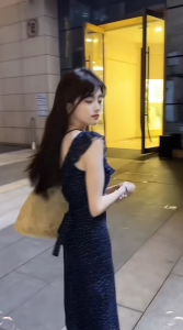 เดรสออกงานสีกรม แขนกุด พิมพ์ลายหัวใจ มีซับใน แต่งระบายรอบคอ ใส่ได้ทั้ง2ด้าน หน้า-หลัง กระโปรงทรงเอ ผ้าตาข่าย Dress ชุดไปงานแต่ง #8117