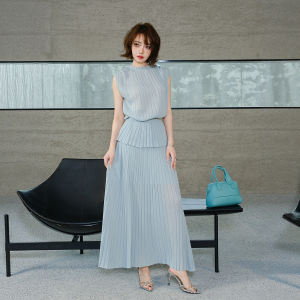 Sleek Mature Salt Style Tencel Waist-cinched Sleeveless Summer Outfit