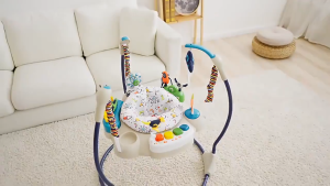 เด็กกระโดดเก้าอี้ เด็กกระโดด Trampoline เก้าอี้เหตุการณ์กระโดดเก้าอี้ เด็กสวิงเก้าอี้ 360 องศาหมุนกับเพลง ด้วยแสง ส่งเสริมเส้นผมเด็ก หลายสีให้เลือก