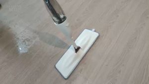 ไม้ถูพื้น Spray Mop มีน้ำพ่นสเปรย์ในตัว สามารถเก็บและลดได้ง่าย 360 องศา