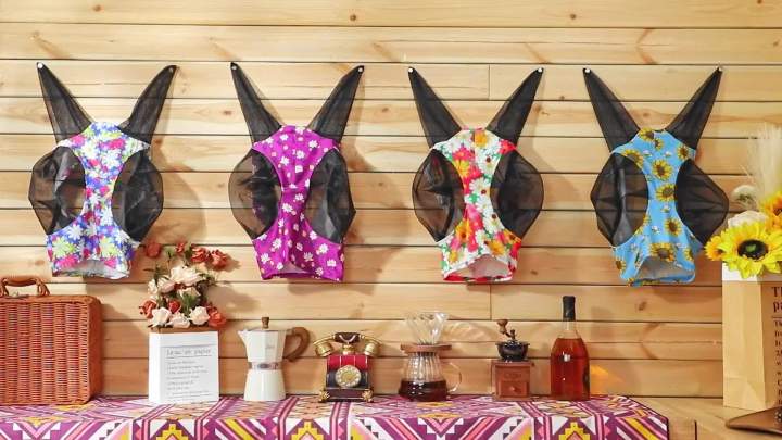 Frienda 4 Pieces Horse Fly Masks for Horses Horse Fly Mask with Ears Face Covering Elasticity Smooth and Comfortable Horse Mask with UV Protection(Large, Geometric)