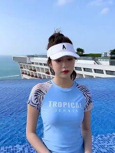 Đồ bơi nữ Hàn Quốc kín đáo che bụng tạo eo thon gồm áo tay ngắn và chân váy