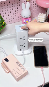 Ổ Cắm Điện Vuông Deli CT414 Mầu Trắng Dây Dài 24M 10A 4 Ổ + 2 USB + 2 Type C Sặc nhanh 20W