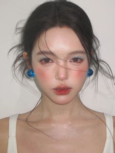 ต่างหูทรงกลมสีน้ำเงินใสสำหรับผู้หญิง ดีไซน์ใหม่ปี 2025 ดีไซน์เก๋ไก๋ สไตล์เกาหลี เครื่องประดับแฟชั่น