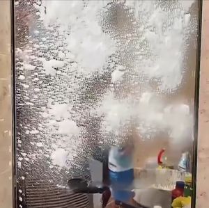 1ฟรี น้ำยาขัดห้องน้ำ 500 ml หน้าไม่ซื้อขาย น้ำยาขจัดคราบ 500 ml