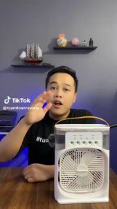 Quạt Làm Mát Điều Hòa Hơi Nước Phun Sương Mini Tiện Dụng Để Bàn 3 Chế Độ