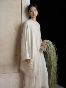 Hand-crocheted Style Tassels Wool Knit Cardigan