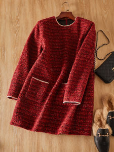 ชุดเดรสยาวทรงตรงสีแดงผ้าขนสัตว์ผสมคอตตอนและโพลีเอสเตอร์สไตล์ย้อนยุคสไตล์ฝรั่งเศสสำหรับงานปาร์ตี้ปีใหม่