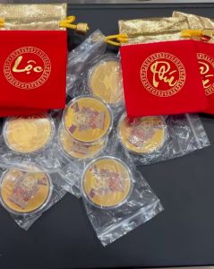 Xu Bà Chúa Xứ Châu Đốc Mạ Vàng làm quà tặng lưu niệm trưng bàyý nghĩa- tặng kèm túi gấm nhung đỏ.