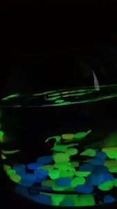 100-1000 Pcs Luminous Rock Stone Luminous Dark Garden Pebbles Sidewalk Fish Tank Decoration Aquariums Fish Tanks Loom