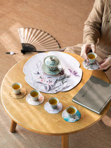 ชุดโต๊ะทำชาแบบแห้งสไตล์จีนใหม่พร้อมหมอนรองพื้นสำหรับโต๊ะทำชาแบบแห้ง ชุดเครื่องดื่มชาแบบย้อนยุคพร้อมอุปกรณ์สำหรับทำชา Kung Fu