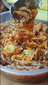 น้ำปลาหวาน กินลำคำอร่อย สูตรเด็ดเผ็ดหวานกลมกล่อม ขนาด 400 กรัม คัดสรรวัตถุดิบคุณภาพให้ทั้งกลิ่นและรสชาติที่หอมเป็นเอกลักษณ์แบบไทยๆ