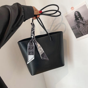 Fashionable Large Capacity Commuter Womens Bag Versatile Single Shoulder Handheld Tote Bag Casual Style Double Layered Magnetic Buckle Closure