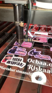 Gantungan Kunci Hoollogram Bebas Reques Foto Kamu | Gantungan Kunci Custom