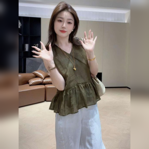 YUFUQING | French Style Green Lace Trim V-Neck Sleeveless Shirt Women Summer New High-End Lightweight Elegant Top Thin Long Polyester Fiber