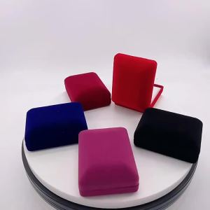 NecklaceJewelry BoxVelvet InteriorBracelet and Earring Accessory Storage BoxSuitable for Valentines Day and Spring Festival