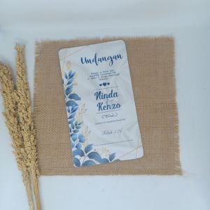 100 pcs Undangan Pernikahan Murah F124