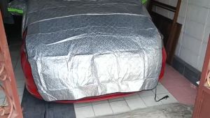 ผ้าคลุมกระจกรถยนต์ ผ้ากันรถร้อน ม่านบังแดด รถยนต์ ที่บังแดดรถยนต์ กันแดด กันความร้อน ผ้าคลุมรถ ผ้าบังแดดหน้ารถ ม่านบังแดดรถยนต์