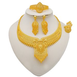 Gold Plated Gemstone Necklace Set Dubai Elegant Wedding Accessories New Fashion Jewelry for Bride Mixed Gemstones Alloy Embedding