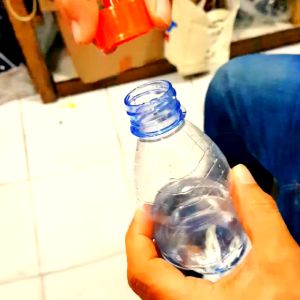 Tutup botol kultur artemia pas dipakai di botol AIR MINERAL Tutupan Botol Artemia model Panjang