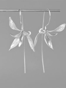 Elegant Orchid Leaf Earrings Luxury Minimalist Metal Brushed Surface Female Fashion Jewelry Traditional Chinese Style