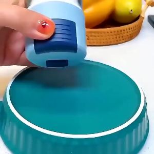 HŨ ĐỰNG GIA VỊ THỦY TINH CÓ BẤM NÚT ĐỊNH LƯỢNG 0.5GR