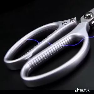 Kéo Nhật Đa Năng Siêu Sắc Kéo Làm Bếp Đa Năng Siêu Phẩm Nội Địa Nhật Cắt Thịt Gà Cá và Mọi Thứ