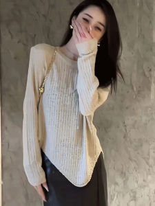 WANGGONGZHU | เสื้อสเวตเตอร์ถักทรงหลวมสไตล์ญี่ปุ่นย้อนยุคสำหรับผู้หญิงในฤดูใบไม้ผลิและฤดูใบไม้ร่วง เสื้อสเวตเตอร์ถักแบบลำลองไม่สมมาตร ทรงหลวม สไตล์หลวมๆ