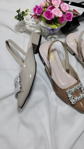 Flatshoes Terbaru Wanita Hak 3cm Pin Kotak